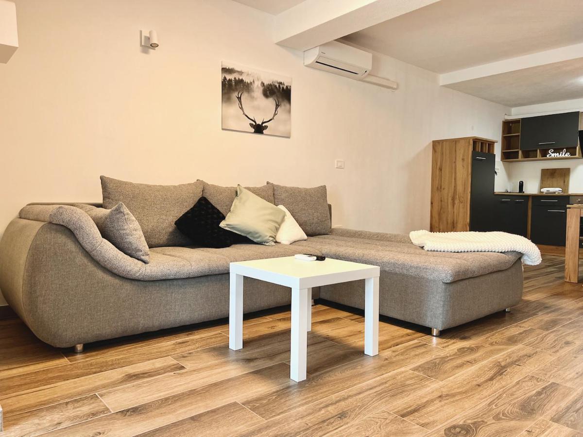 Apartment Zen Zgornje Skofije Exteriér fotografie