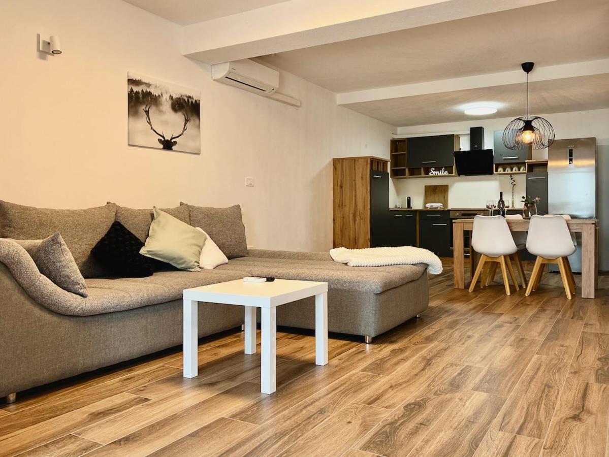 Apartment Zen Zgornje Skofije Exteriér fotografie